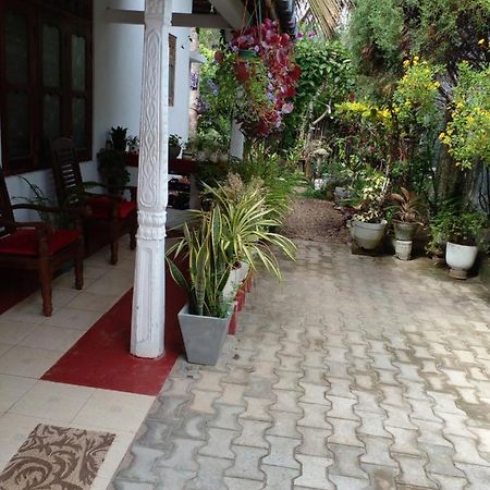 Gem Villa Weligama Bagian luar foto